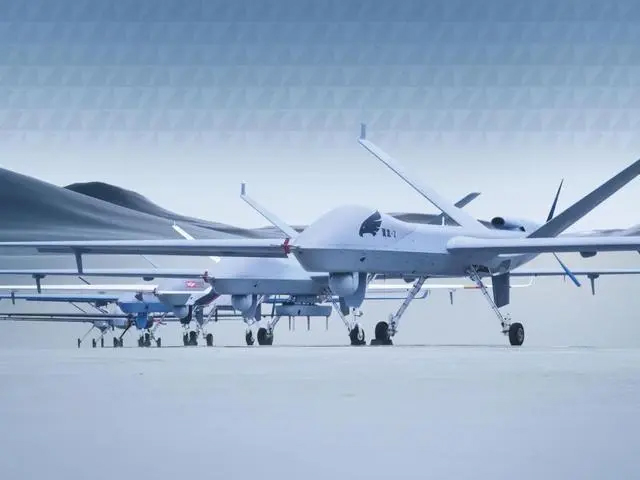 翼龙-X等20余型国产军用无人机亮相航展，，，，，，，无人机协同系统日益完整